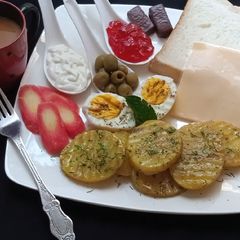Breakfast Plater A picture of Breakfast Plater.