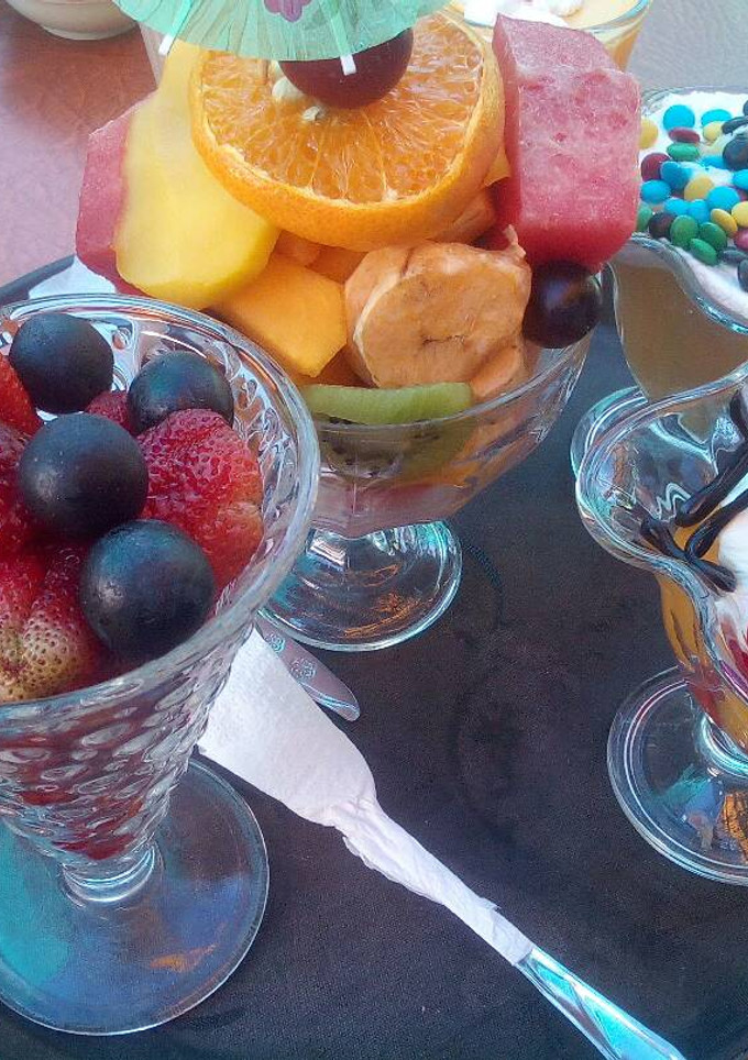Una foto de Ensaladas de frutas