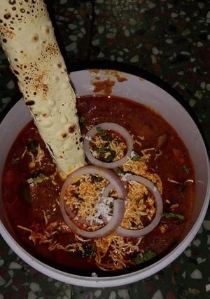 પનીર બટર મસાલા શાક (Paneer Butter Masala Shak Recipe In Gujarati) રેસીપી મુખ્ય ફોટો