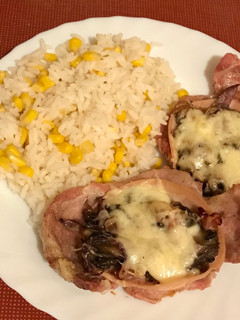 Baconos, gombás, sajtos karaj recept fotója