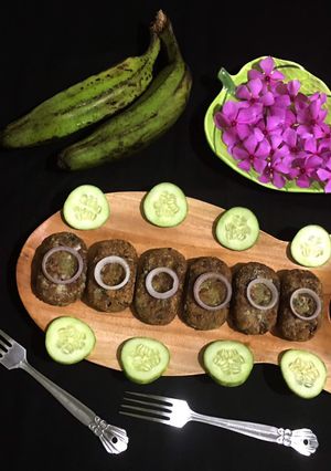 A picture of Raw Banana Tikki.