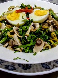 Una foto de VEGETALES al Pesto con Huevo...🥚...!