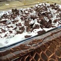 A picture of Creamy Chocolate Dessert.