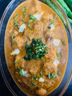 साबूत अरबी मसाला (Sabut Arbi masala recipe in Hindi) रेसिपी मुख्य फोटो