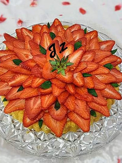 A picture of 🍓🍇🍍🍌🍊🍒 classic fruit tart 🍒🍊🍌🍍🍇🍓.