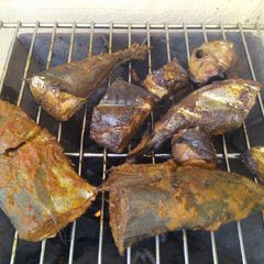 A picture of Smoked fish 😍.