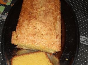 Una foto de Budín de Naranja 🍊 muy fácil y con ingredientes que nunca falta en casa