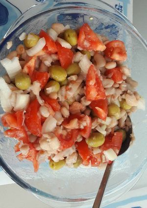 Una foto de Ensalada de alubias