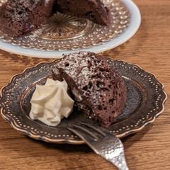 A picture of ★ 3 min. microwave raisin cake★.