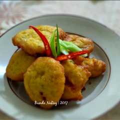 A picture of Bakwan Jagung.
