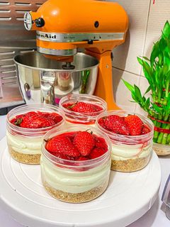 Foto resep No bake strawberry cheesecake🍓🍓