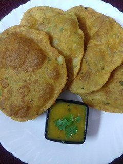 உருளைக்கிழங்கு மசாலா பூரி செய்முறை முக்கிய புகைப்படம்