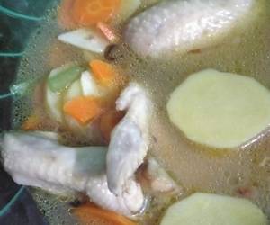 Praktis Menyajikan Sup ayam enak dan simpel Enak Sederhana