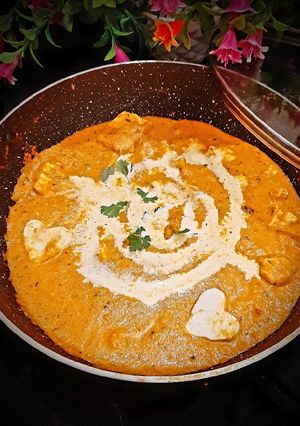 शाही पनीर (shahi paneer recipe in Hindi) रेसिपी मुख्य फोटो