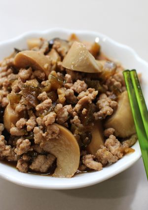 杏鮑菇瓜仔肉燥 的食譜成品照片