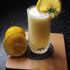 A picture of Mosambi or Sweet Lime Juice !!.