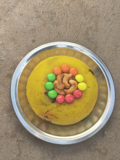 கேசரி (Kesari recipe in tamil) செய்முறை முக்கிய புகைப்படம்