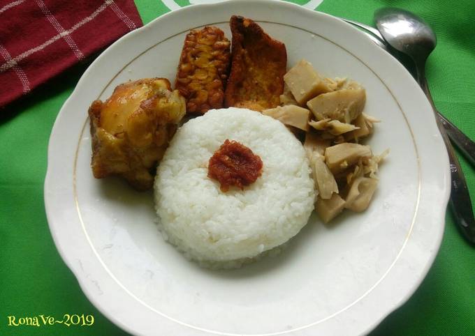 Ternyata begini lho! Resep gampang memasak Gudeg praktis all in one #10 dijamin spesial