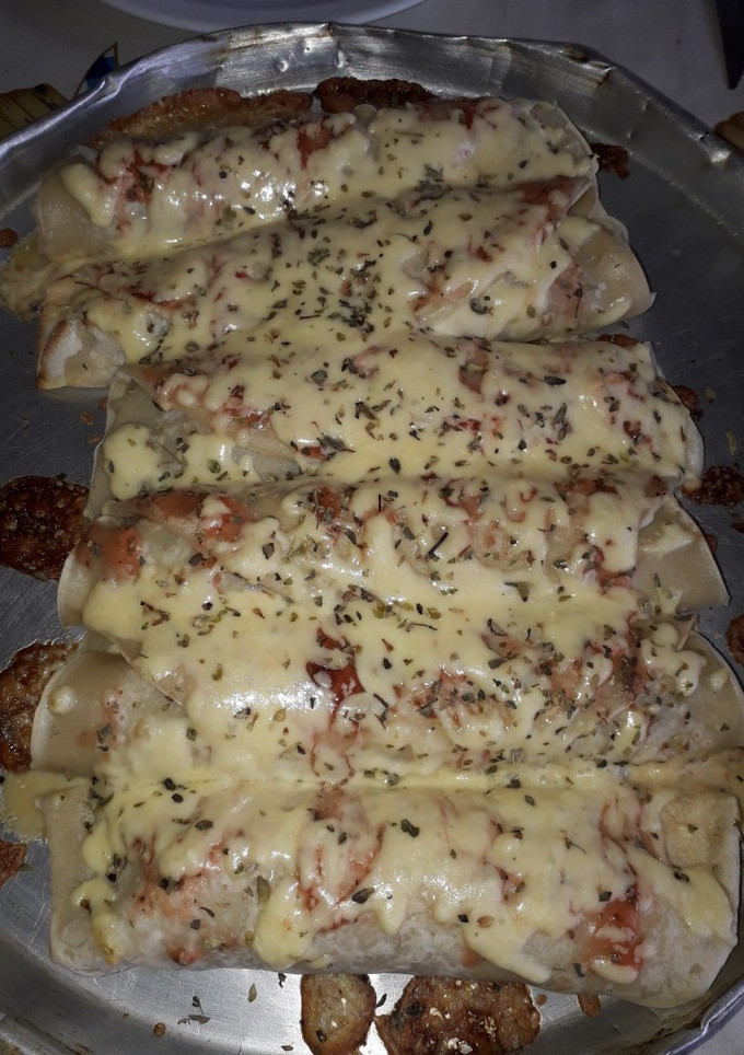 Una foto de Canelones con relleno de carne (molida)