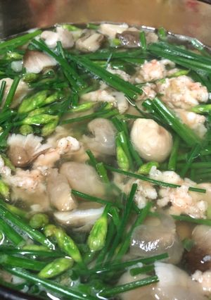 Hình của món Canh tôm nấu nấm bông hẹ.