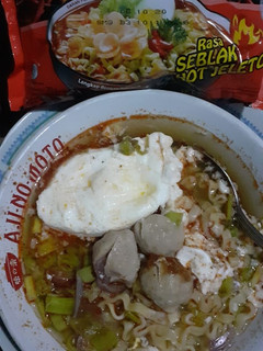 Foto resep Mi Rebus Rasa Seblak Hot Jeletot