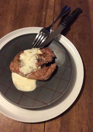 Une photo de Gigot d'Agneau à la Crème d'Ail