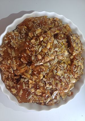 عکسی از دستور دستور سوهان عسلی مغزدار😋