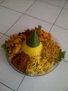 Foto resep Tumpeng Nasi Kuning Minimalis