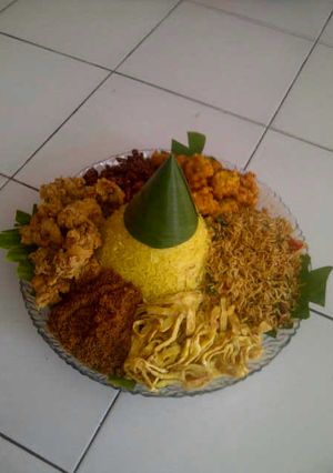 Foto resep Tumpeng Nasi Kuning Minimalis