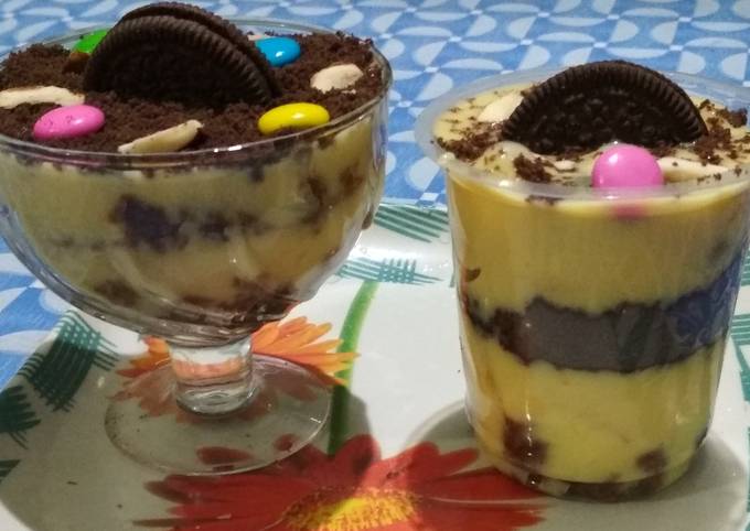 Recipe of Super Quick Custard Chocolate Biscake Pudding