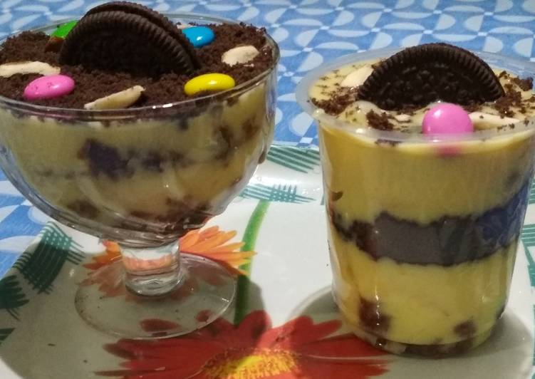 Custard Chocolate Biscake Pudding Custard Chocolate Biscake Pudding