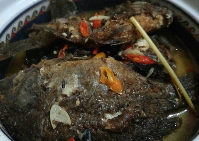 Ikan mujahir masak santan