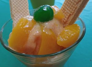 Una foto de HELADO DE DURAZNO🍑,PELONES Y JUGO 🍑 DE 😍😍😍🍊NARANJA🍊
