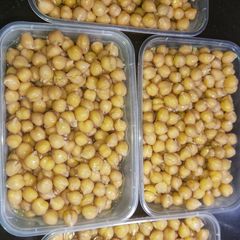 A picture of Boiled White Chickpeas.