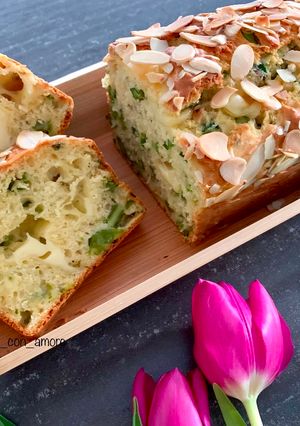 Foto di Plumcake salato asparagi e formaggio