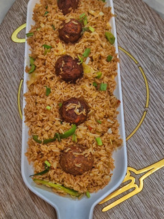 मंचूरियन वेज फ्राइड राइस (Manchurian veg fried rice recipe in Hindi) रेसिपी मुख्य फोटो