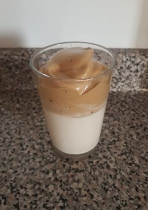 Una foto de Café Dalgona ☕😊
