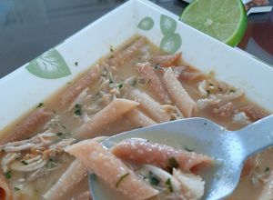 Una foto de Sopa de plumilla