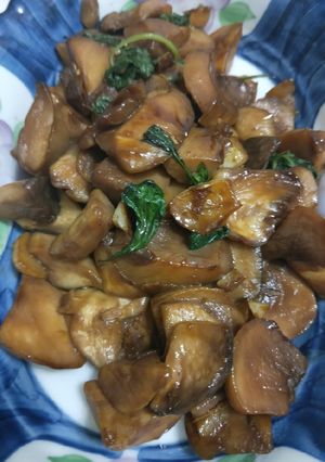 三杯杏鮑菇 的食譜成品照片