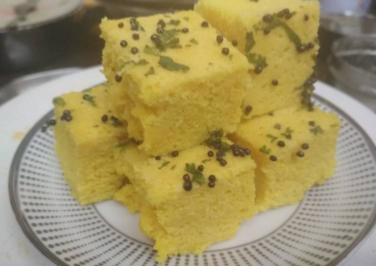 Instant khaman dhokla