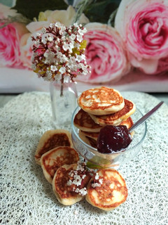 Φωτογραφία της συνταγής Τηγανίτες (oladi) 🥞 με μαγιά, γάλα 🥛 και σταφίδα 🍇