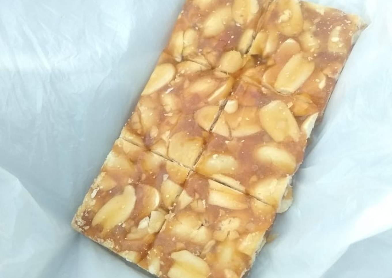 Peanuts chikki