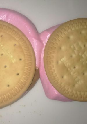 A picture of S'mores.