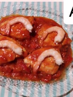 Una foto de Atún con tomate
