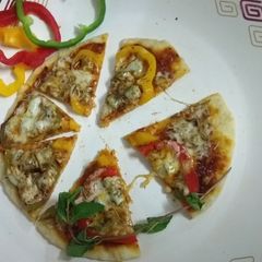 Bell Pepper Pizza Thin Crust On Tava A picture of Bell Pepper Pizza Thin Crust On Tava.