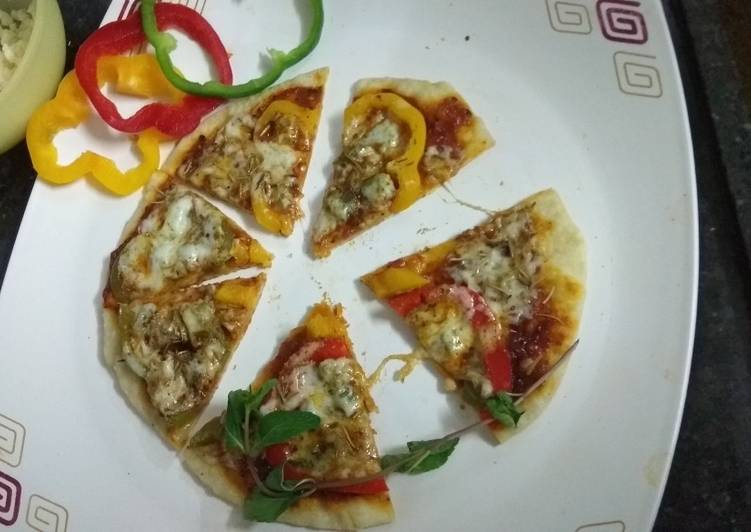 Bell Pepper Pizza Thin Crust On Tava
