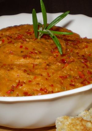 Vöröslencse pástétom recept fotója
