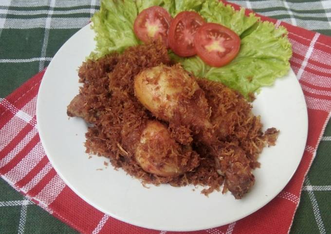 Ayam Goreng Serundeng Kelapa