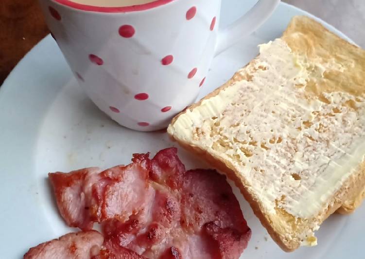 Coffee toast and bacon