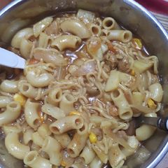 A picture of Soupy macaroni and maggi masala.